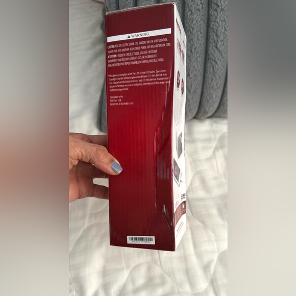 Huntkey 4 Outlets Surge Protector 3 USB Ports 5V/2.4A,5-Foot SMC 40724 Open Box - Picture 13 of 15